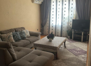 Satılır 4 otaqlı 100 m2 köhnə tikili Həzi Aslanov m.