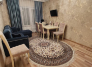 Satılır 2 otaqlı 75 m2 köhnə tikili Əhmədli