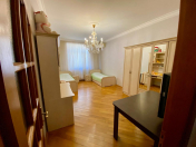 Satılır 3 otaqlı 141 m2 yeni tikili Memar Əcəmi m.