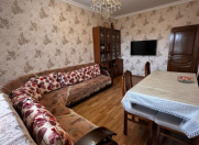 Satılır 3 otaqlı 90 m2 köhnə tikili Əhmədli m.