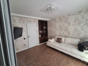 Satılır 2 otaqlı 54 m2 köhnə tikili Elmlər Akademiyası m.