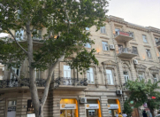 Satılır 3 otaqlı 80 m2 köhnə tikili Sahil m.