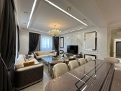 Satılır 4 otaqlı 194 m2 yeni tikili Ağ şəhər