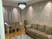 Satılır 3 otaqlı 80 m2 köhnə tikili Xocasən m.