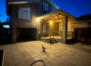 Satılır 4 otaqlı 170 m2 həyət evi Binə