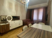 Satılır 4 otaqlı 110 m2 yeni tikili 28 May m.