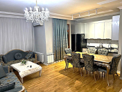 Satılır 3 otaqlı 93 m2 yeni tikili İnşaatçılar m.