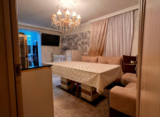 Satılır 2 otaqlı 45 m2 köhnə tikili Elmlər Akademiyası m.