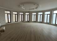 Satılır 3 otaqlı 157 m2 yeni tikili Şah İsmayıl Xətai m.