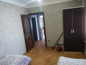 İcarəyə verilir 2 otaqlı 60 m2 köhnə tikili Y.Günəşli