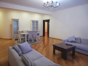 İcarəyə verilir 4 otaqlı 180 m2 yeni tikili Odlar Yurdu Universiteti