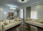 Satılır 6 otaqlı 300 m2 köhnə tikili Bayıl