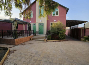 İcarəyə verilir 4 otaqlı 240 m2 bağ evi Mərdəkan