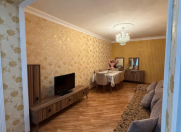 Satılır 4 otaqlı 105 m2 köhnə tikili Həzi Aslanov