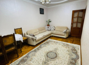 Satılır 2 otaqlı 60 m2 köhnə tikili Əhmədli m.