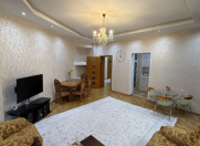 Satılır 3 otaqlı 130 m2 yeni tikili 28 May m.