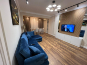 Satılır 3 otaqlı 120 m2 yeni tikili Şah İsmayıl Xətai m.