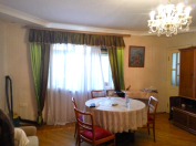 Satılır 3 otaqlı 80 m2 köhnə tikili Gənclik m.