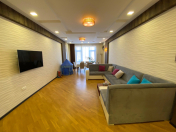 Satılır 3 otaqlı 156 m2 yeni tikili Gənclik m.