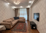 Satılır 3 otaqlı 87 m2 yeni tikili Gənclik m.