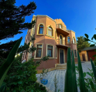 Satılır 8 otaqlı 375 m2 villa Xalqlar Dostluğu m.