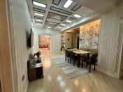 Satılır 5 otaqlı 180 m2 yeni tikili Memar Əcəmi m.