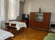 İcarəyə verilir 2 otaqlı 40 m2 köhnə tikili İçəri Şəhər m.