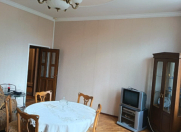 İcarəyə verilir 2 otaqlı 90 m2 yeni tikili 28 May m.