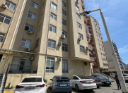 Satılır 10 otaqlı 600 m2 obyekt Şah İsmayıl Xətai m.