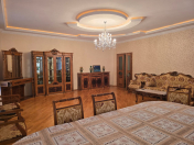 Satılır 3 otaqlı 146 m2 yeni tikili Nəsimi r.