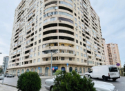 Satılır 4 otaqlı 155 m2 yeni tikili 8 mkr