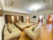 İcarəyə verilir 4 otaqlı 120 m2 yeni tikili Gənclik m.