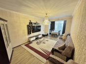 Satılır 4 otaqlı 110 m2 köhnə tikili Xalqlar Dostluğu m.