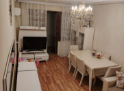 Satılır 3 otaqlı 46 m2 köhnə tikili Nizami r.