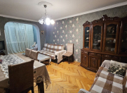 Satılır 3 otaqlı 75 m2 köhnə tikili Nizami r.