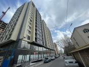 Satılır 3 otaqlı 130 m2 yeni tikili Şah İsmayıl Xətai m.