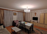 Satılır 2 otaqlı 75 m2 köhnə tikili Nizami m.