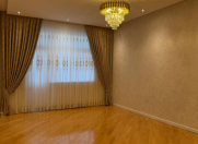 Satılır 3 otaqlı 140 m2 yeni tikili Elmlər Akademiyası m.