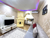 Satılır 3 otaqlı 75 m2 köhnə tikili Xalqlar Dostluğu m.