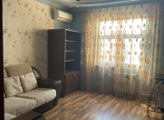 İcarəyə verilir 2 otaqlı 65 m2 köhnə tikili Y.Günəşli