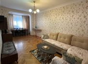 Satılır 3 otaqlı 90 m2 köhnə tikili Nəsimi r.