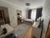 Satılır 4 otaqlı 105 m2 köhnə tikili Xətai r.