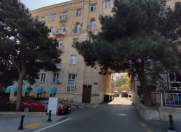 Satılır 2 otaqlı 65 m2 köhnə tikili Nərimanov heykəli