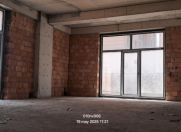 Satılır 2 otaqlı 105 m2 yeni tikili 28 May m.