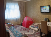 Satılır 2 otaqlı 65 m2 köhnə tikili Həzi Aslanov m.