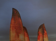 Satılır 3 otaqlı 60 m2 köhnə tikili Sahil m.