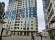 Satılır 2 otaqlı 67 m2 yeni tikili Ayna Sultanova heykəli