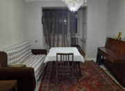 Satılır 2 otaqlı 50 m2 köhnə tikili İnşaatçılar m.