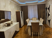 Satılır 4 otaqlı 182 m2 yeni tikili Nəriman Nərimanov m.