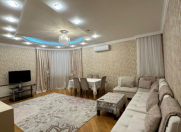 İcarəyə verilir 3 otaqlı 150 m2 yeni tikili 8 Noyabr m.